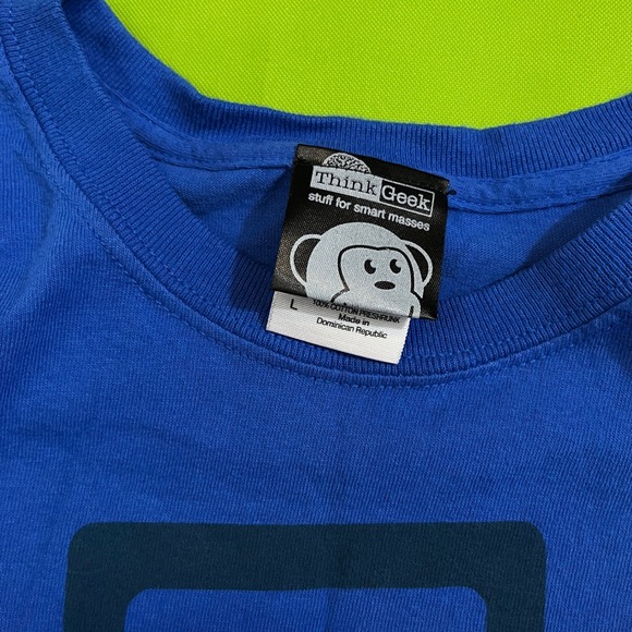 Large Think Geek Dude Where's my Mac? Blue Graphic Print Mens T-Shirt - Picture 2 of 6